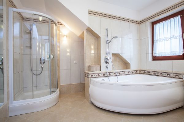 Oversized Bathtub Installation in Munster